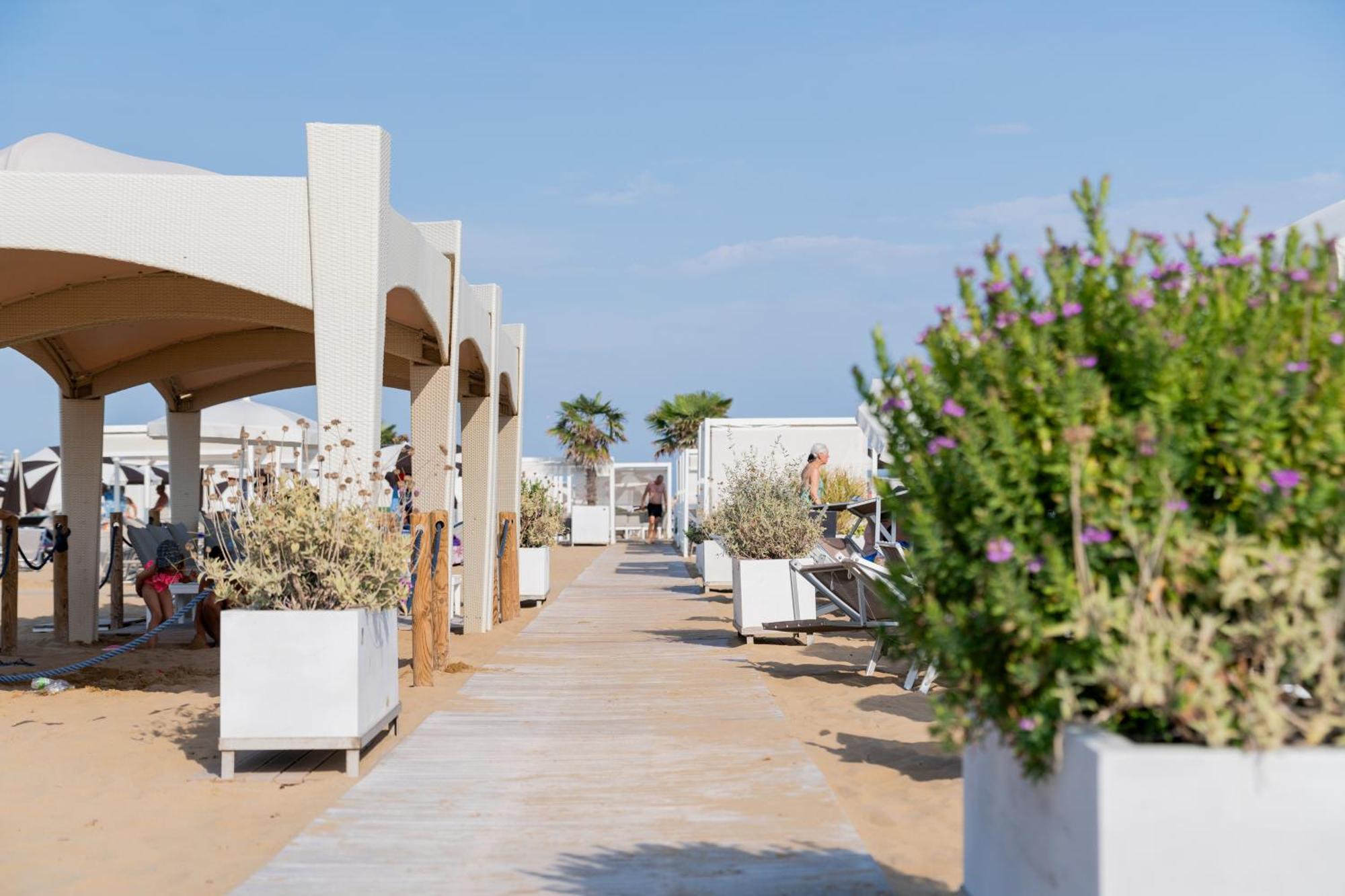 Residence Serenissima Bibione Exterior photo